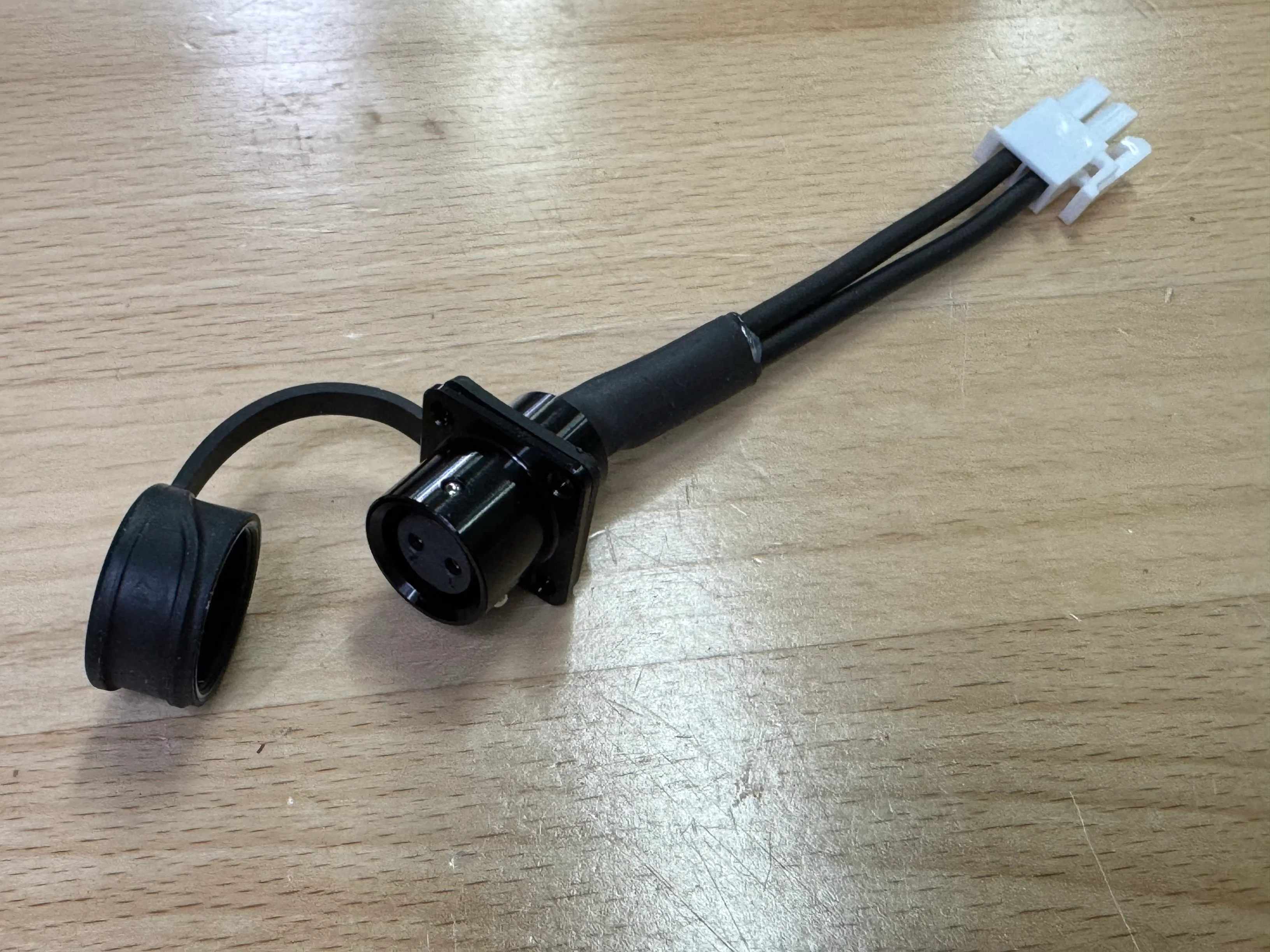 Molex Power Adapter