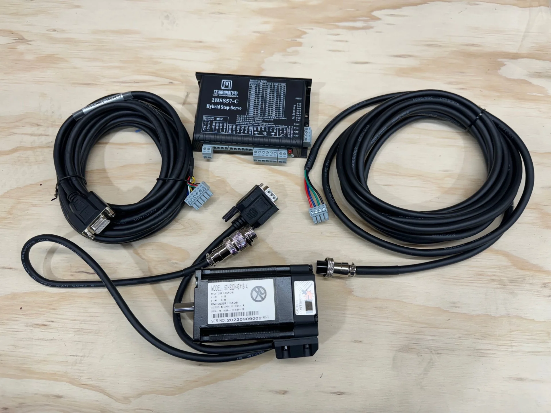 Closed-Loop Stepper Motor and Driver (Clearance)